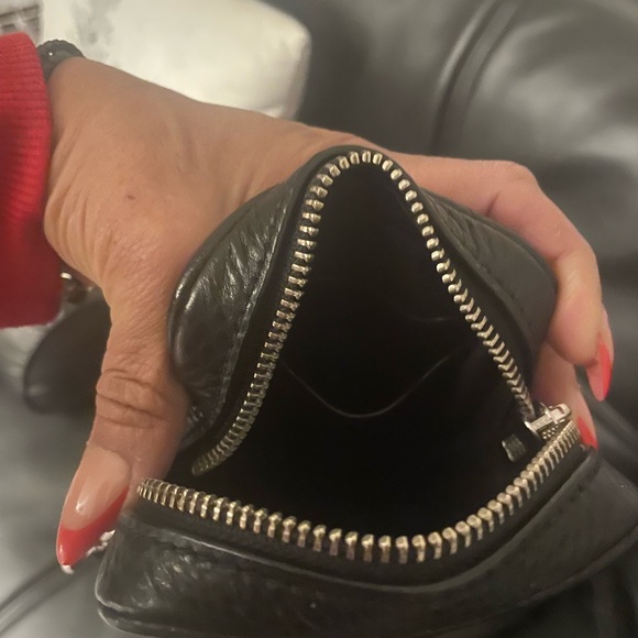 Marc Jacobs Crossbody Black with silver tone hardware. - Picture 3 of 3